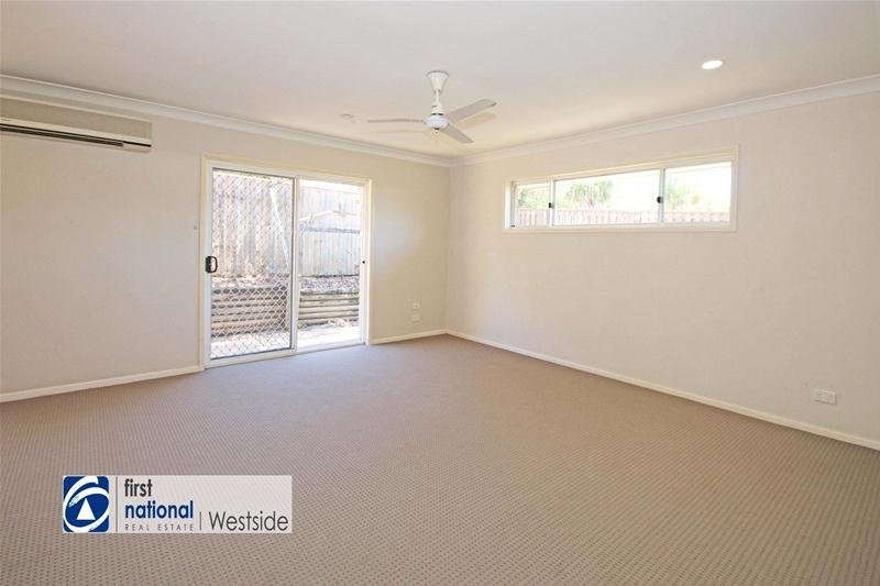 Photo - 11/11 Newtown Street, East Ipswich QLD 4305 - Image 10