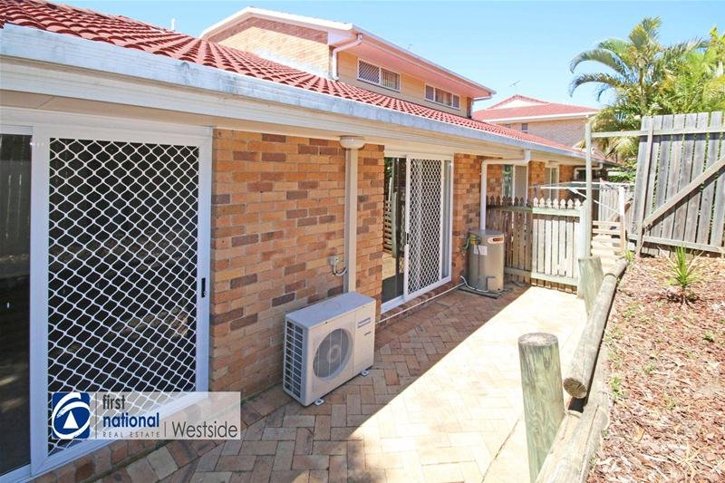 Photo - 11/11 Newtown Street, East Ipswich QLD 4305 - Image 18