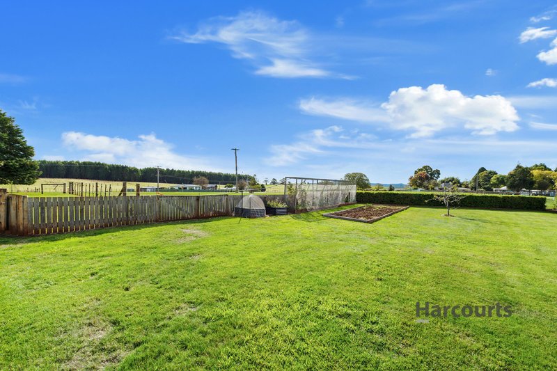 Photo - 1111 Sheffield Road, Lower Barrington TAS 7306 - Image 17