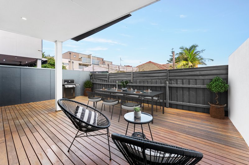 Photo - 11/11 St Georges Avenue, Bentleigh East VIC 3165 - Image 10