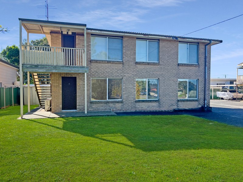 Photo - 1/111 Wallarah Road, Gorokan NSW 2263 - Image 1