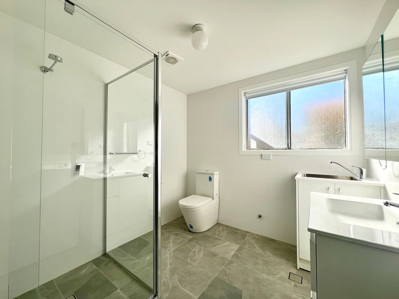 Photo - 1/111 Wallarah Road, Gorokan NSW 2263 - Image 8