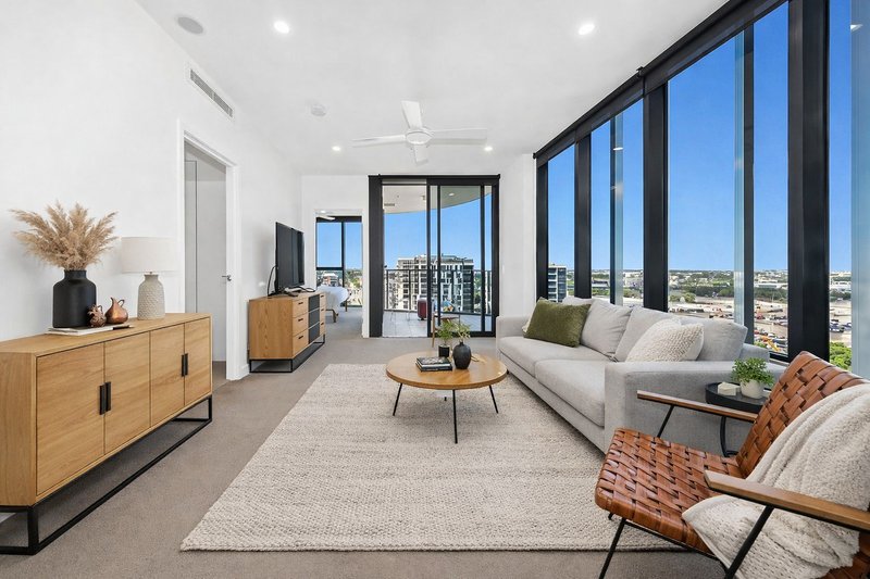 Photo - 11110/7 Wharf Street, Hamilton QLD 4007 - Image 1