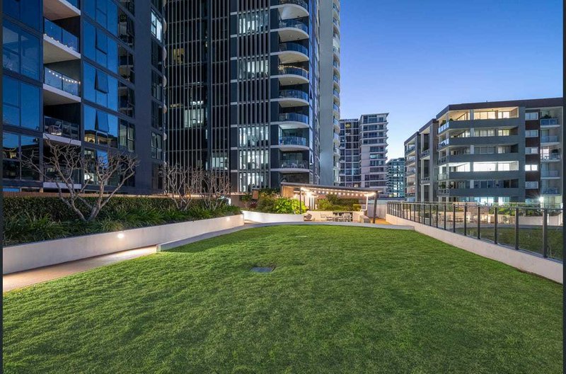 Photo - 11110/7 Wharf Street, Hamilton QLD 4007 - Image 10