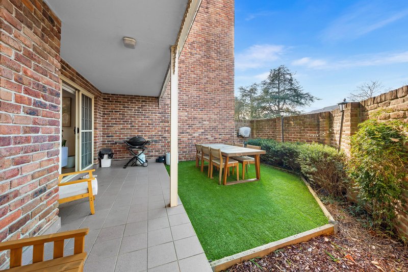 Photo - 111/11 Giles Street, Griffith ACT 2603 - Image 1