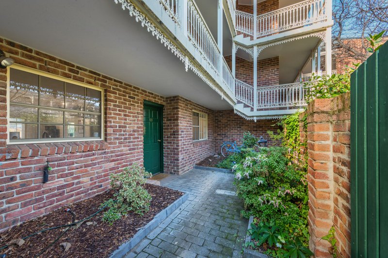 Photo - 111/11 Giles Street, Griffith ACT 2603 - Image 3