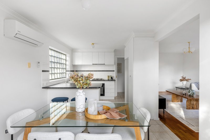 Photo - 11/111 Martins Lane, Viewbank VIC 3084 - Image 4