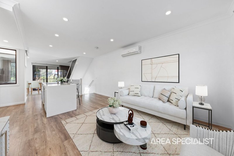 Photo - 1/1114 Stud Road, Rowville VIC 3178 - Image 1