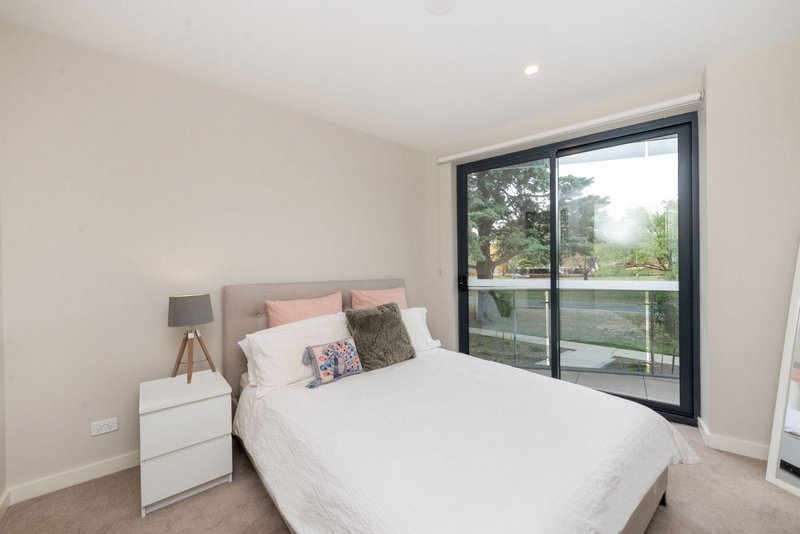Photo - 11/115 Canberra Avenue, Griffith ACT 2603 - Image 5