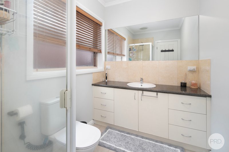 Photo - 1/1116 Howitt Street, Wendouree VIC 3355 - Image 3