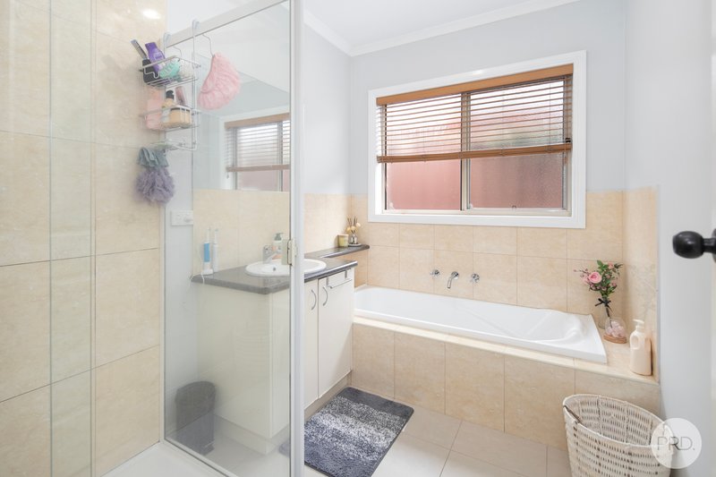 Photo - 1/1116 Howitt Street, Wendouree VIC 3355 - Image 12