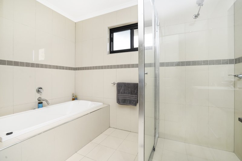 Photo - 11/12 Brewery Place, Woolner NT 0820 - Image 11