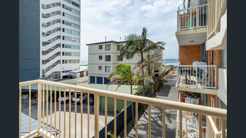 Photo - 11/120 Esplanade , Surfers Paradise QLD 4217 - Image 3