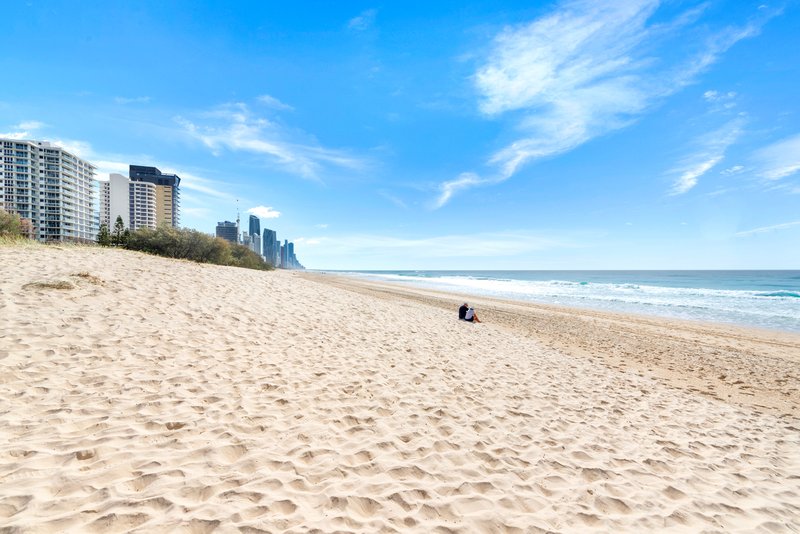 Photo - 11/122-130 Old Burleigh Road, Broadbeach QLD 4218 - Image 18
