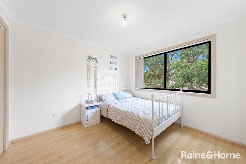 Photo - 11/124 Saywell Road, Macquarie Fields NSW 2564 - Image 7