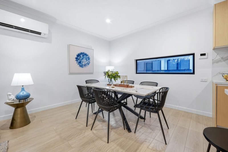 Photo - 11/127 Tyner Road, Wantirna South VIC 3152 - Image 8