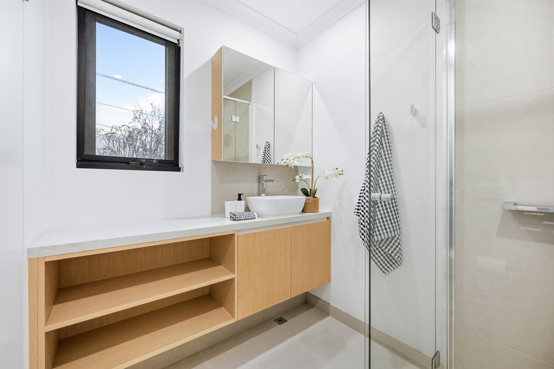 Photo - 11/127 Tyner Road, Wantirna South VIC 3152 - Image 15