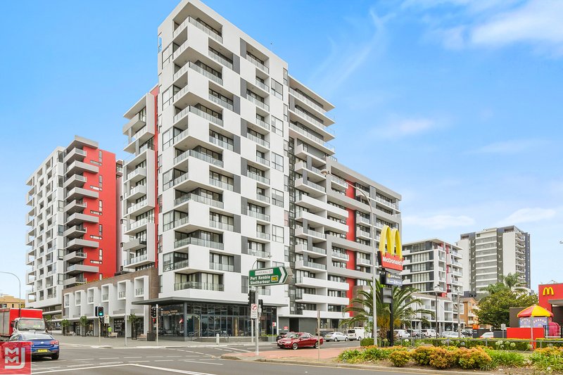 Photo - 111/28 Burelli Street, Wollongong NSW 2500 - Image 2