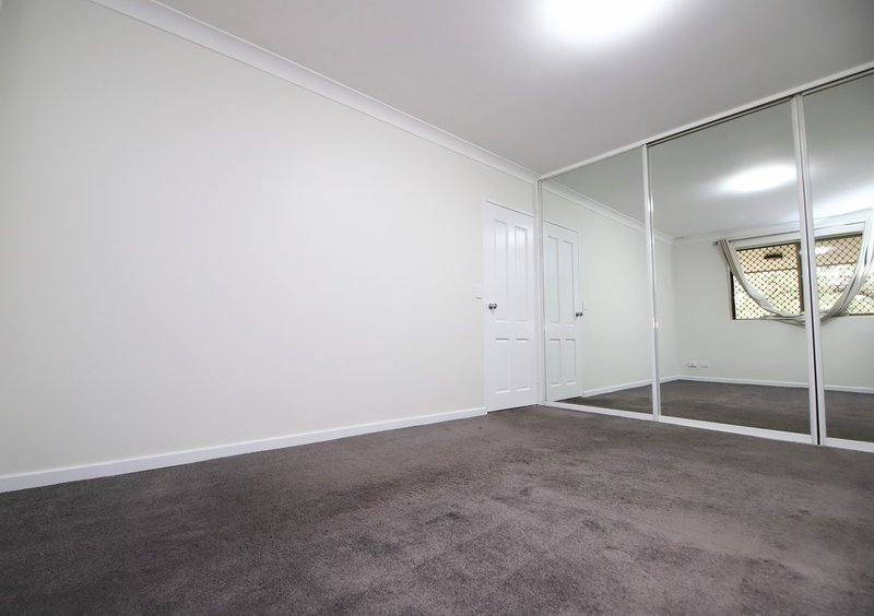 Photo - 11/128 Chapel Road, Bankstown NSW 2200 - Image 4