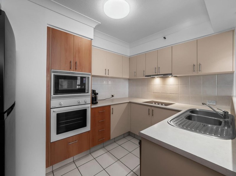 Photo - 1112A/2633 Gold Coast Highway, Broadbeach QLD 4218 - Image 3