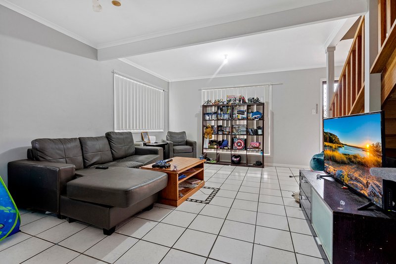 Photo - 11/13-15 Albert Street, Eagleby QLD 4207 - Image 3