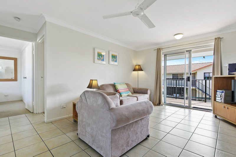 Photo - 11/13-15 Ann Street, Torquay QLD 4655 - Image 4