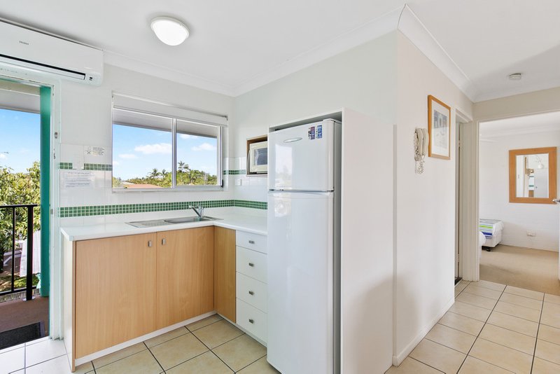 Photo - 11/13-15 Ann Street, Torquay QLD 4655 - Image 9