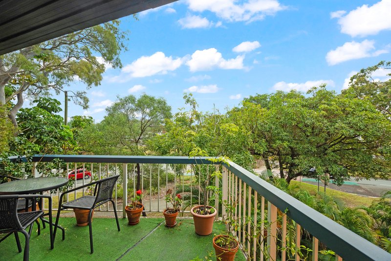 Photo - 11/13-15 Ferguson Avenue, Bongaree QLD 4507 - Image 10