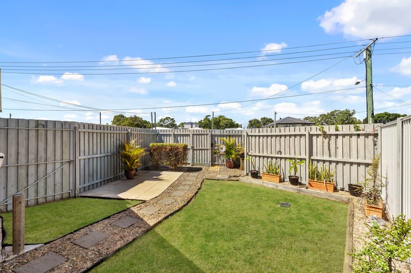 Photo - 1/113 Broadwater Terrace, Redland Bay QLD 4165 - Image 4