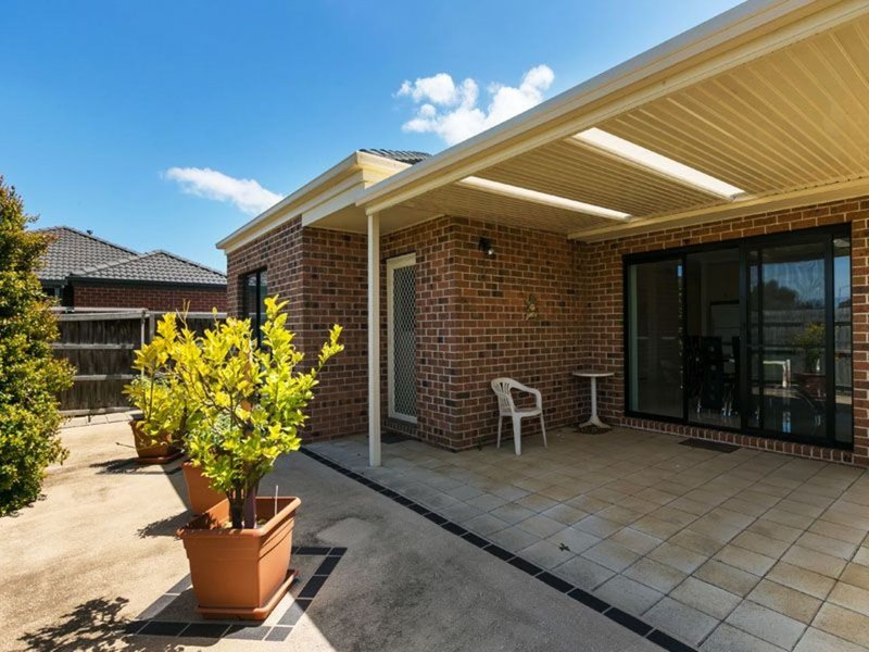 Photo - 11/13 Golden Grove, Springvale South VIC 3172 - Image 13