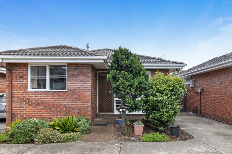 Photo - 11/13 Kelly Avenue, Hampton East VIC 3188 - Image 2