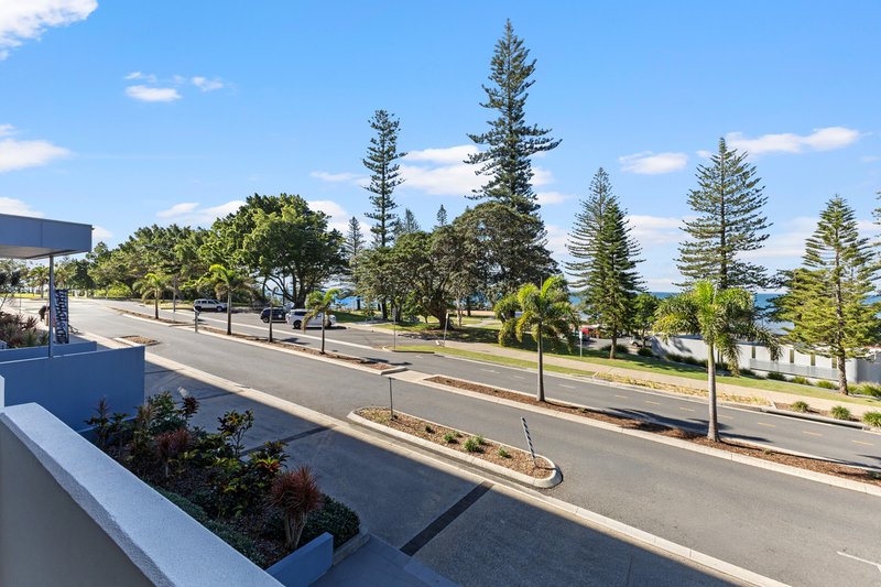 Photo - 1/113 Landsborough Avenue, Scarborough QLD 4020 - Image 4