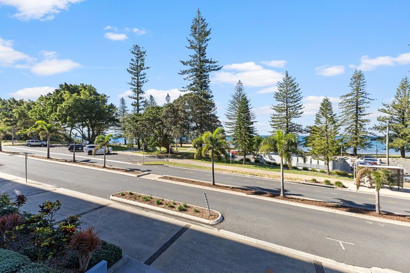 Photo - 1/113 Landsborough Avenue, Scarborough QLD 4020 - Image 6