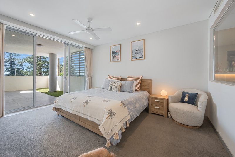Photo - 1/113 Landsborough Avenue, Scarborough QLD 4020 - Image 11