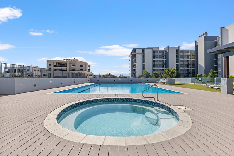 Photo - 1/113 Landsborough Avenue, Scarborough QLD 4020 - Image 25