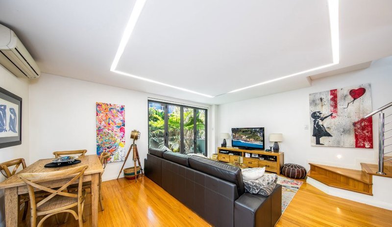 Photo - 1/113 Pacific Parade, Dee Why NSW 2099 - Image 1