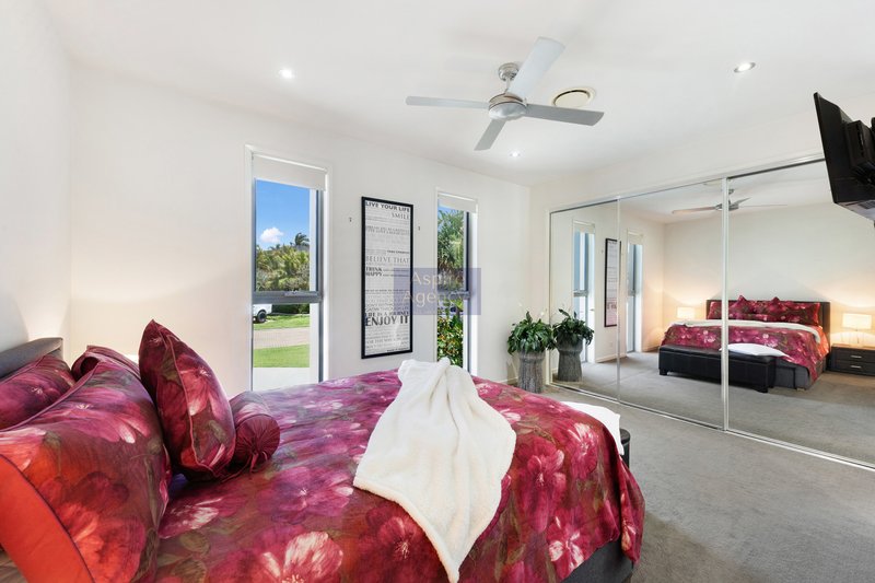 Photo - 11/131 Morala Avenue, Runaway Bay QLD 4216 - Image 29