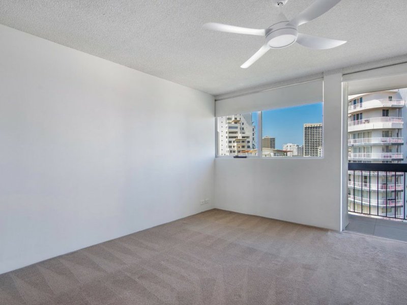 Photo - 111/32 Riverview Parade, Surfers Paradise QLD 4217 - Image 6