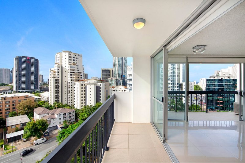 Photo - 111/32 Riverview Parade, Surfers Paradise QLD 4217 - Image 5