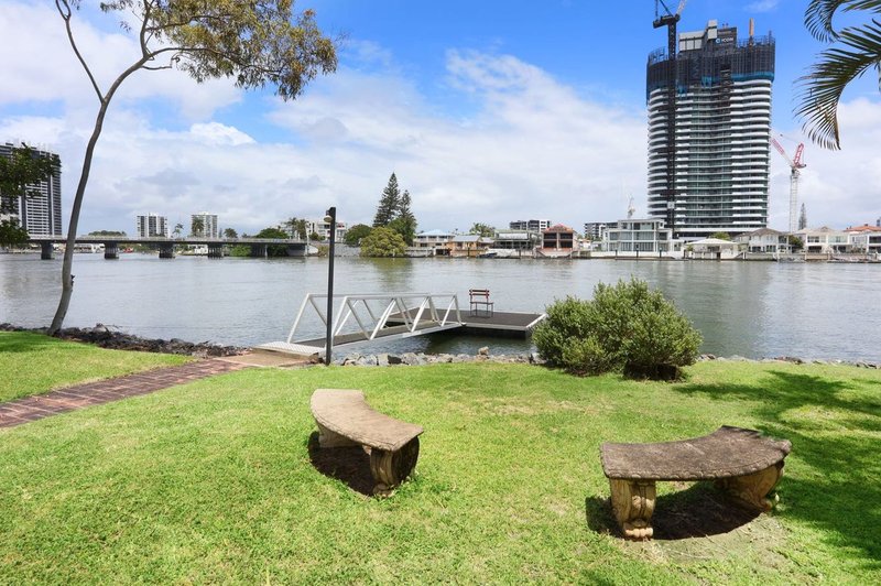 Photo - 111/32 Riverview Parade, Surfers Paradise QLD 4217 - Image 13