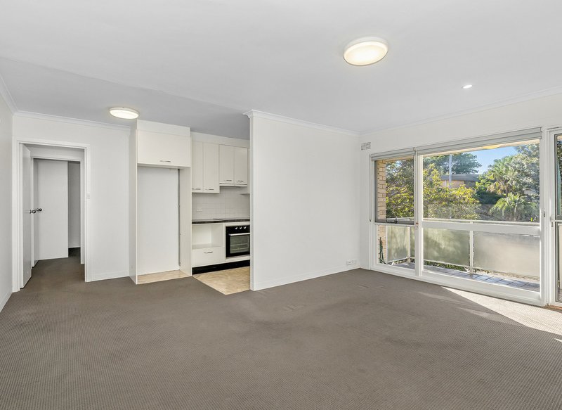Photo - 11/1387 Pittwater Road, Narrabeen NSW 2101 - Image 2