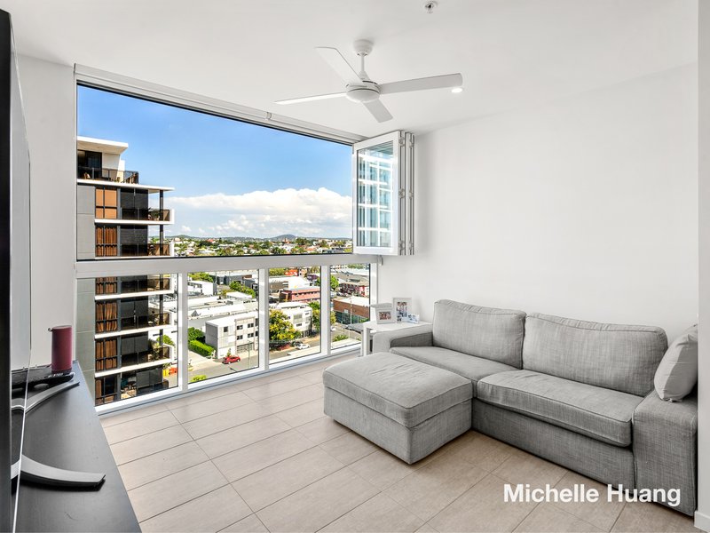 Photo - 1113/977 Ann Street, Fortitude Valley QLD 4006 - Image 3