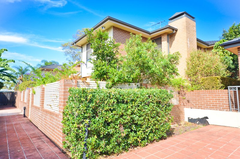 11/14-18 Valeria Street, Toongabbie NSW 2146