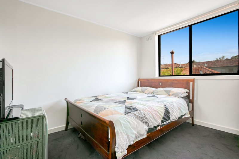 Photo - 11/14 Ballantyne Street, Thornbury VIC 3071 - Image 6