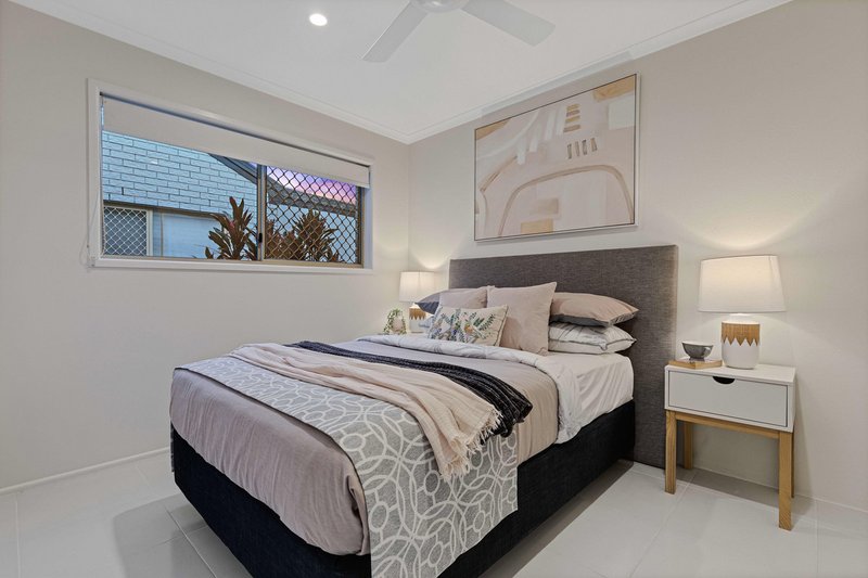 Photo - 1/114 Bundilla Boulevard, Mountain Creek QLD 4557 - Image 7