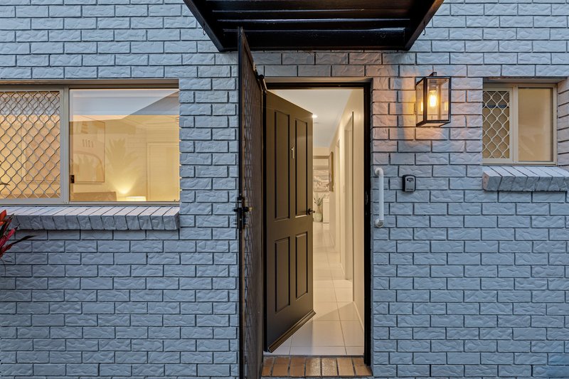 Photo - 1/114 Bundilla Boulevard, Mountain Creek QLD 4557 - Image 13