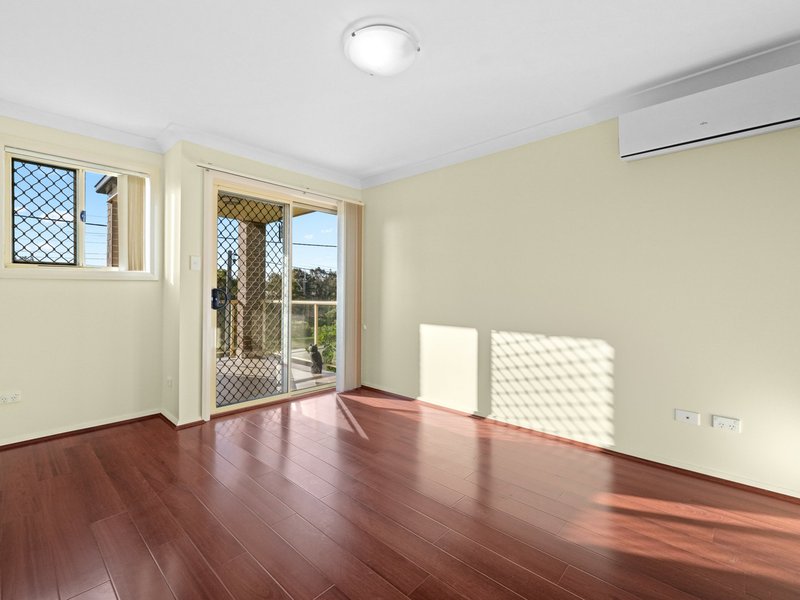 Photo - 1/114 Ingleburn Road, Ingleburn NSW 2565 - Image 10