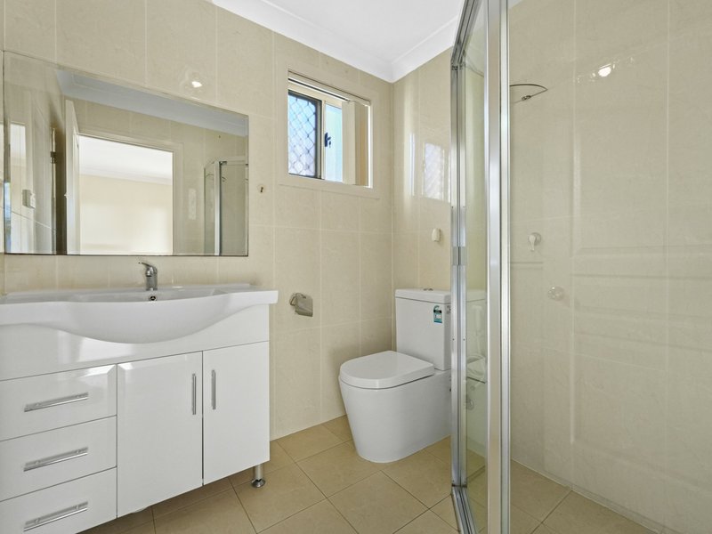 Photo - 1/114 Ingleburn Road, Ingleburn NSW 2565 - Image 12