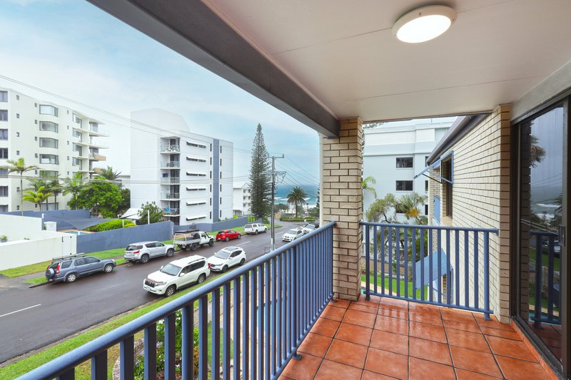 Photo - 11/14 Moreton Parade, Kings Beach QLD 4551 - Image 2