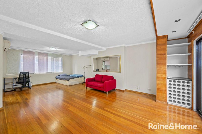 Photo - 11/14 York Street, Fairfield NSW 2165 - Image 9